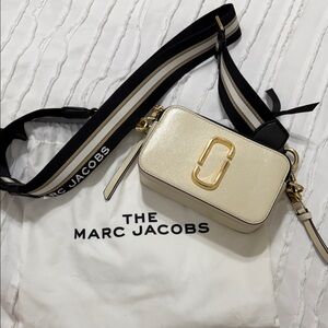 Marc Jacobs Snapshot Crossbody Bag